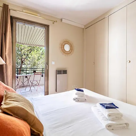 Cozy Near Sea 4p - Apartman *